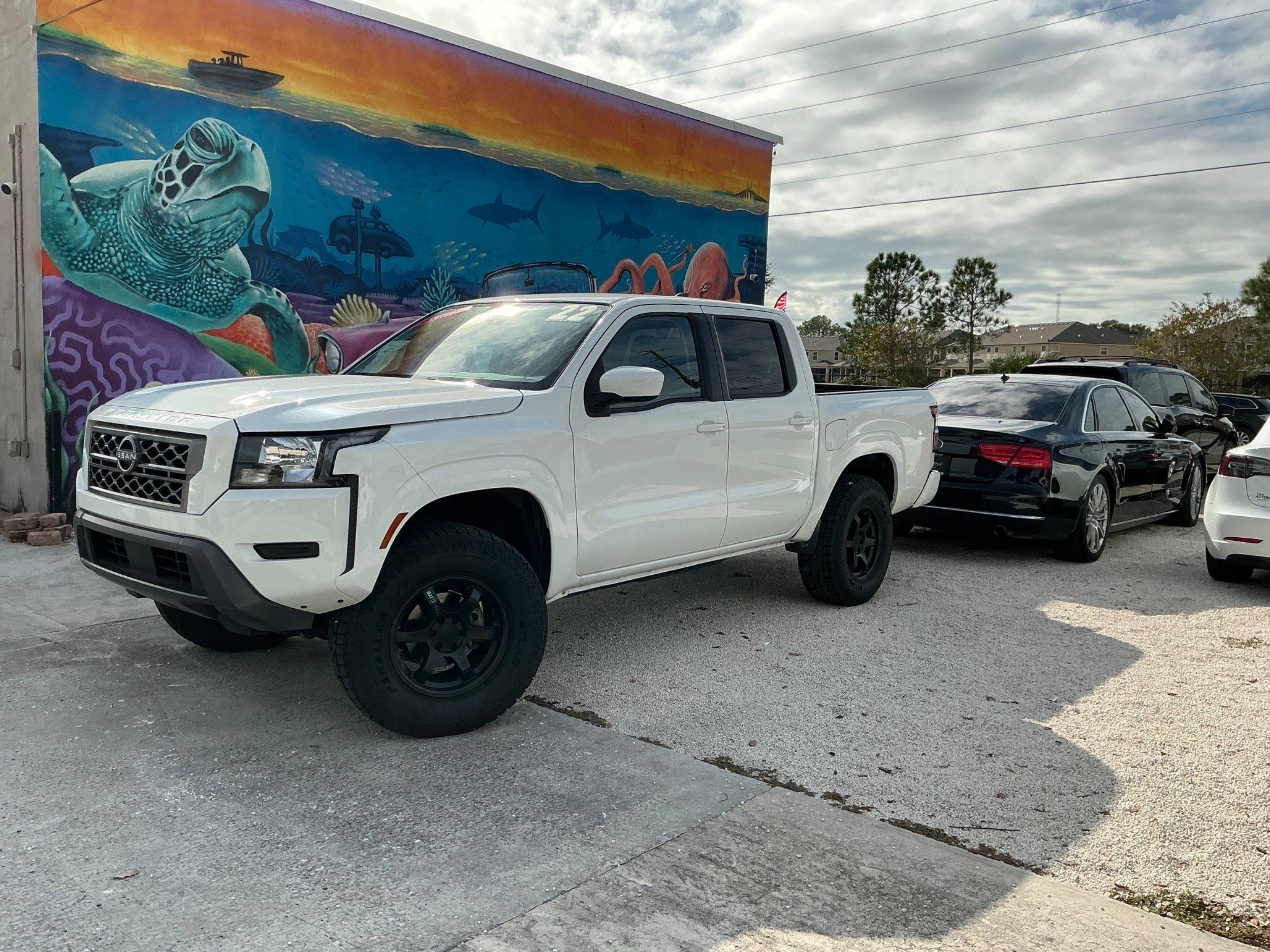 2022 Nissan Frontier SV's photo