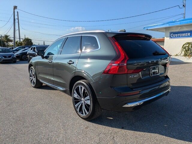 2022 Volvo XC60 Inscription photo 4