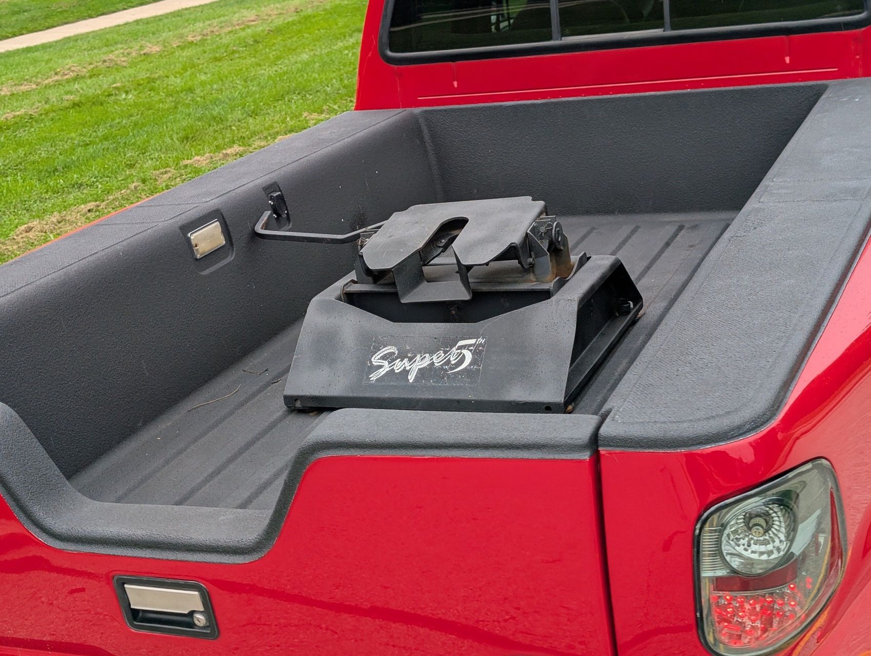 2001 Ford F-550 39