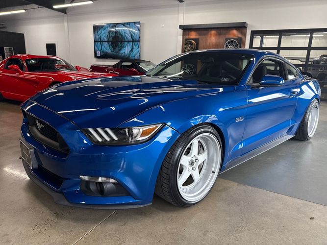 2008 Ford Mustang GT Premium photo 34