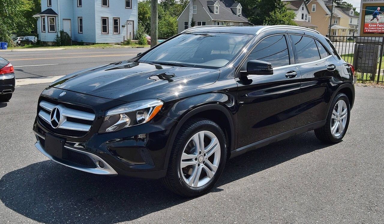 2016 Mercedes Benz GLA 250 4MATIC photo 3