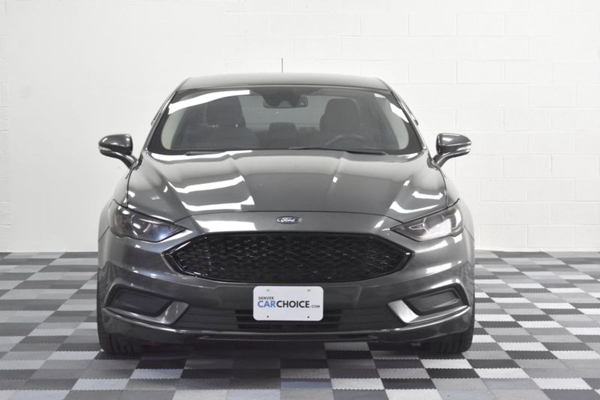 2017 Ford Fusion Hybrid SE