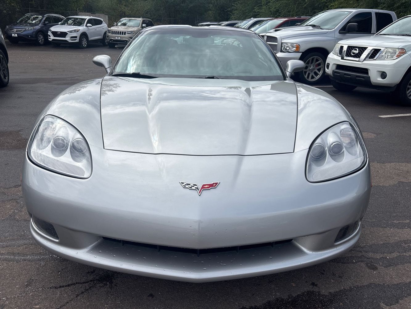 2005 Chevrolet Corvette photo 2