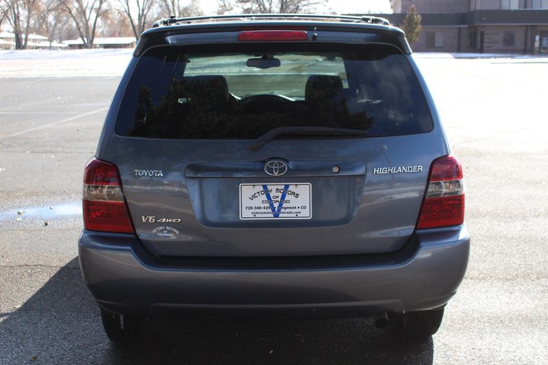 2004 Toyota Highlander Limited | Victory Motors of Colorado