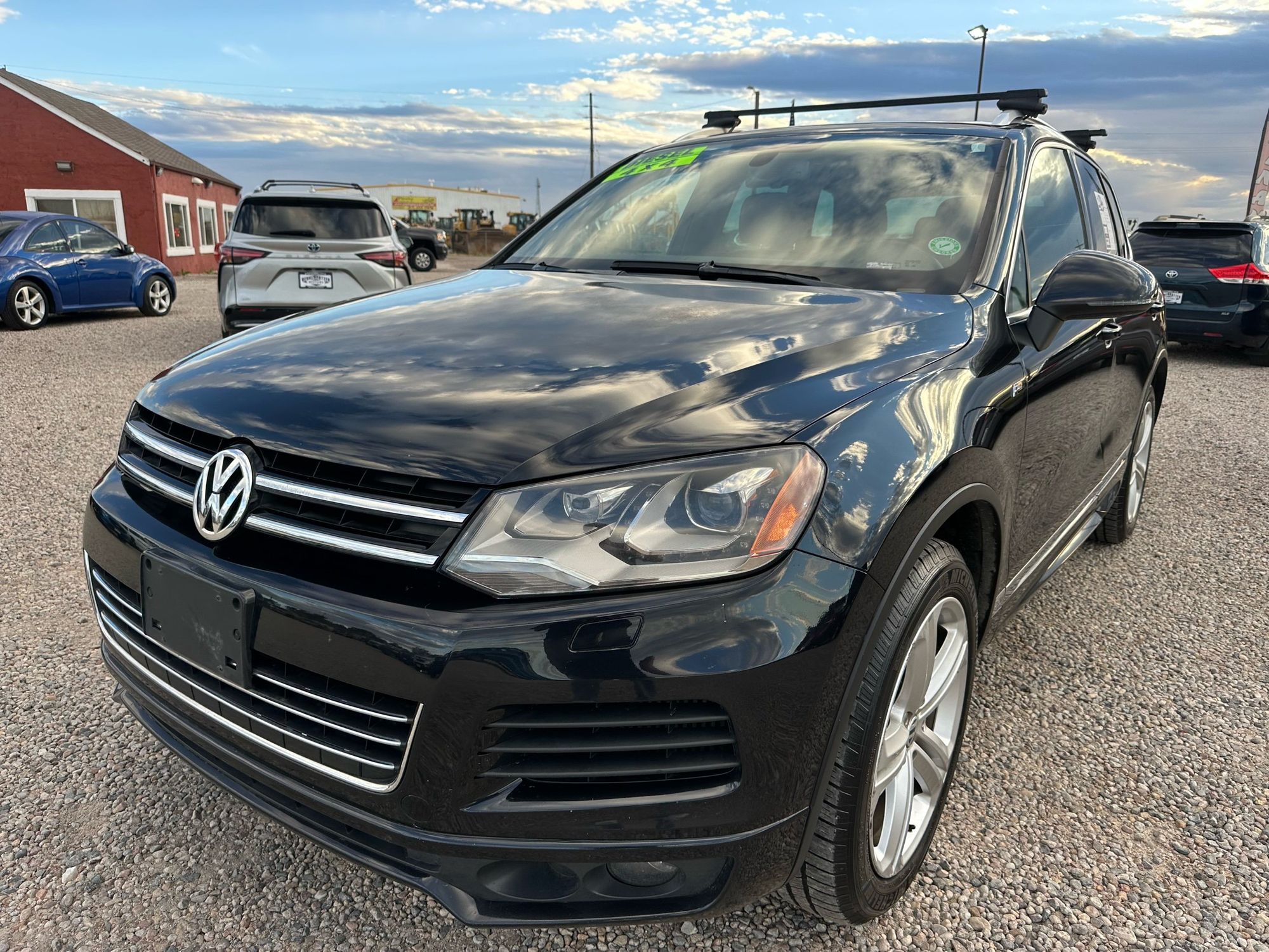 2014 Volkswagen Touareg V6 FSI TDI photo 2