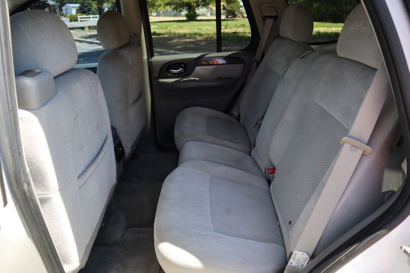 gmc envoy rear seat removal