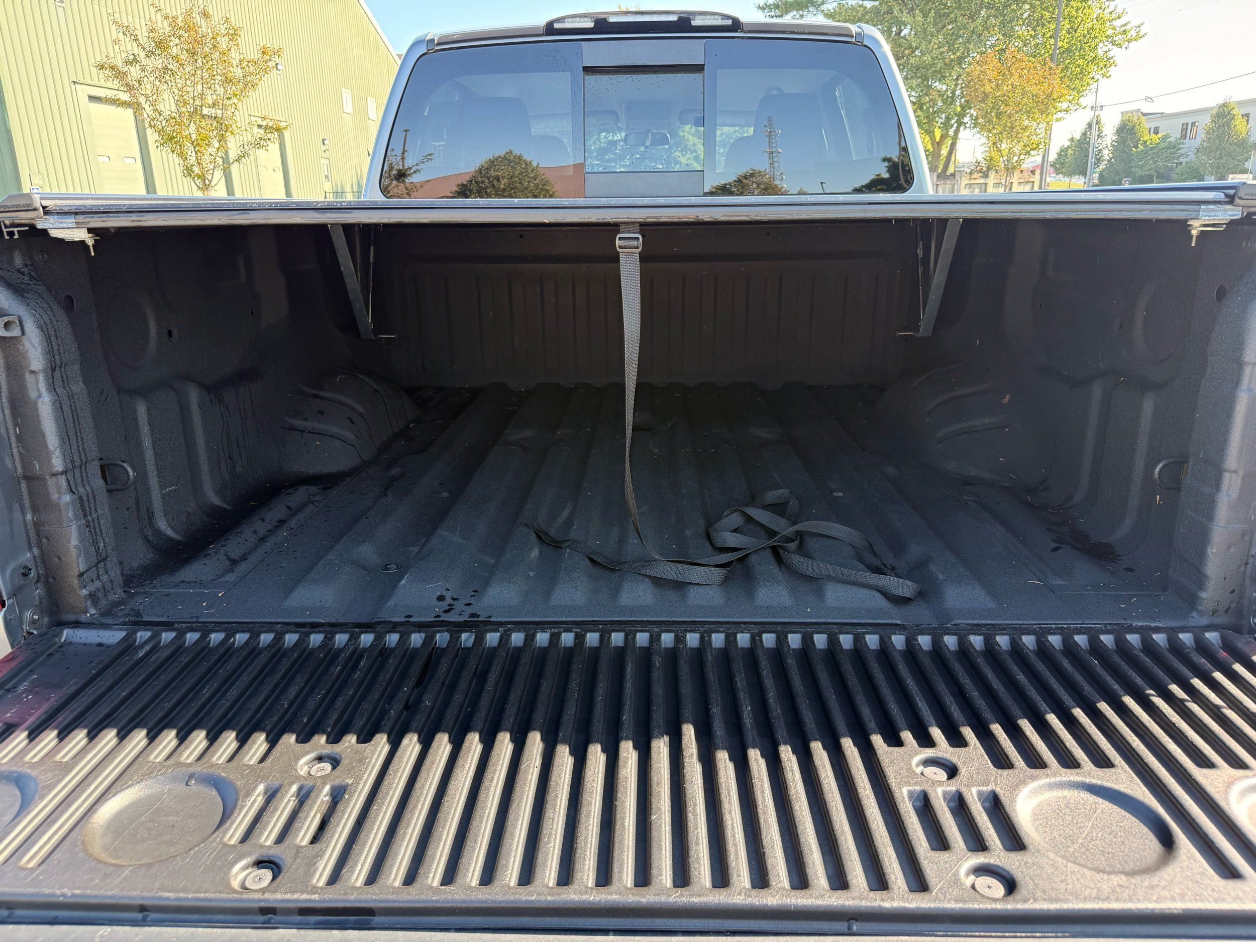 2019 Nissan Titan S photo 11