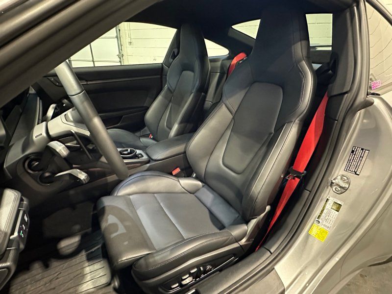 2025 Porsche 911 Carrera, photo 12