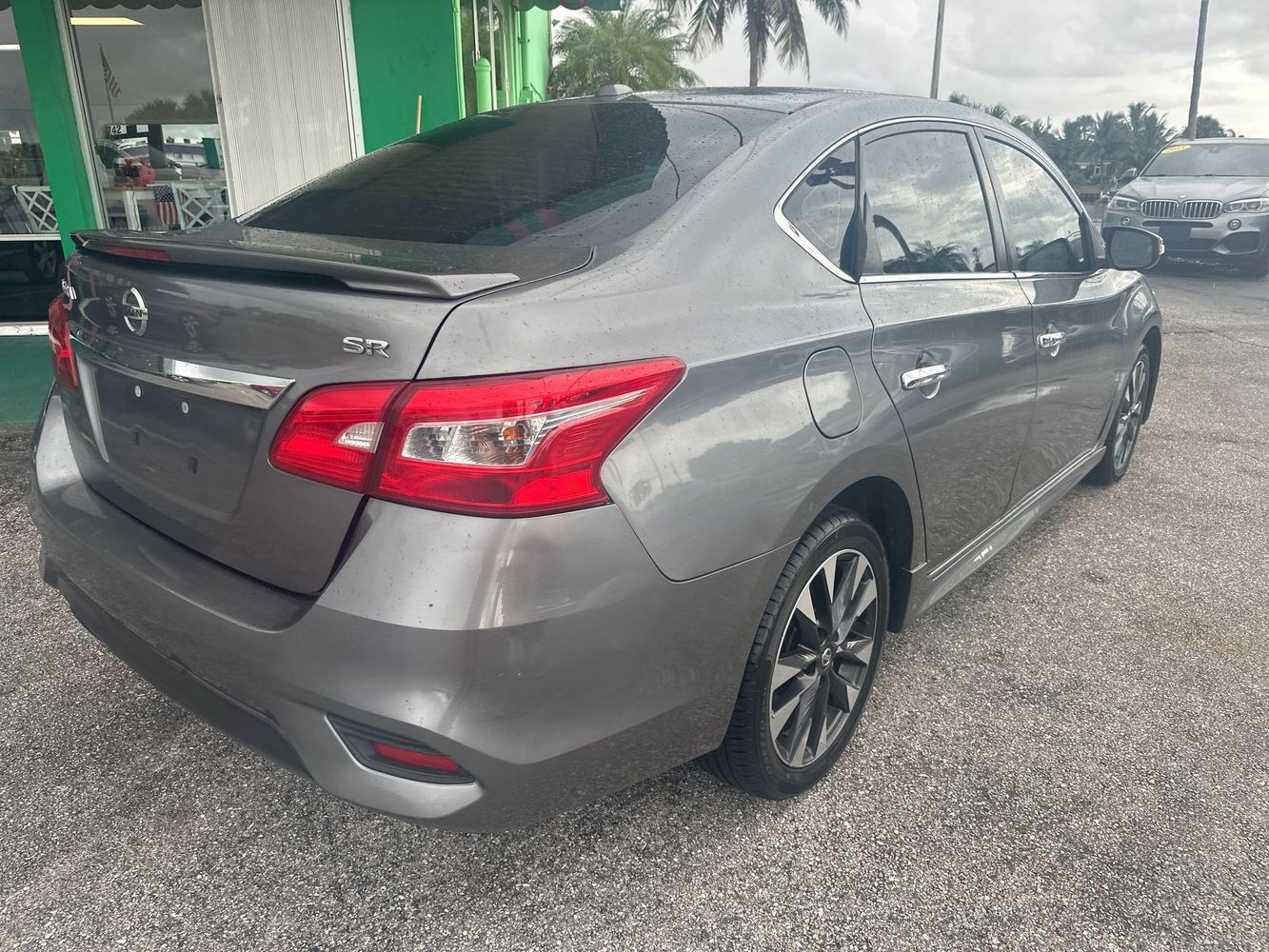 2017 Nissan Sentra photo 6