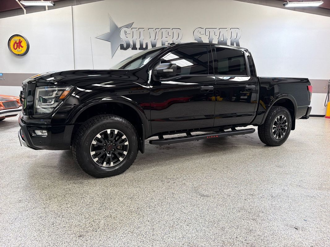 2021 Nissan TITAN Crew Cab