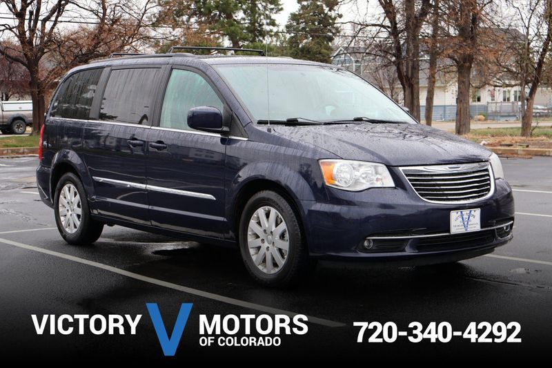 2016 Chrysler Town and Country Touring | Victory Motors of