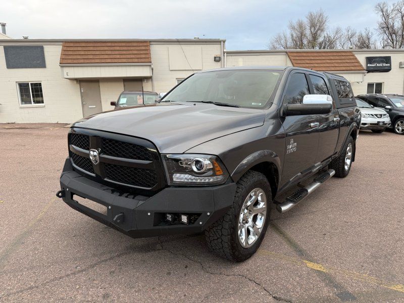 2018 Ram 1500 Laramie photo 3