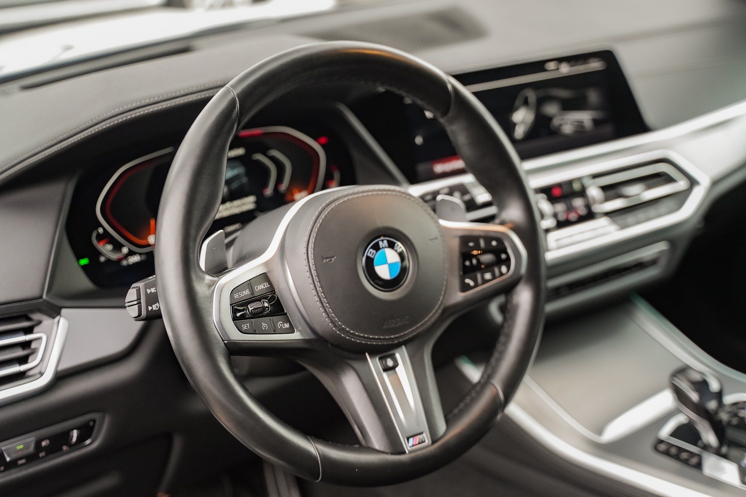 2021 BMW X5 M50i - Photo 25