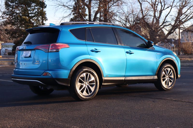 2017 Toyota RAV4 Hybrid XLE | Victory Motors of Colorado