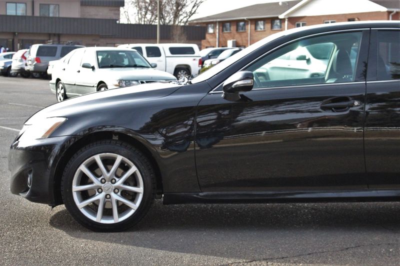 2011 Lexus IS 250 Photos