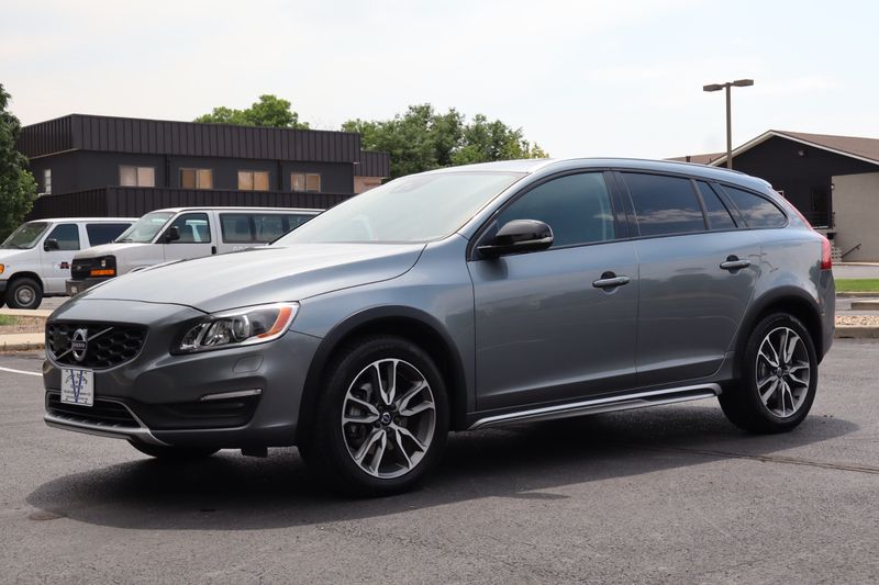 2017 Volvo V60 Cross Country T5 Platinum | Victory Motors of Colorado