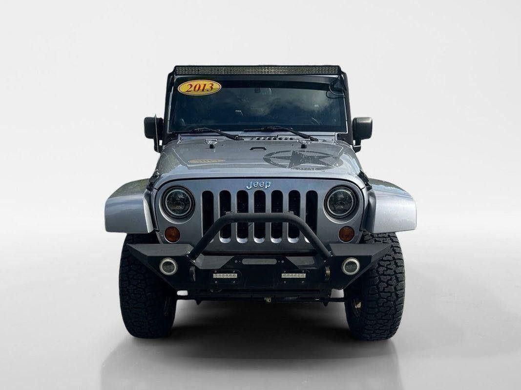2013 Jeep Wrangler Unlimited Freedom photo 2