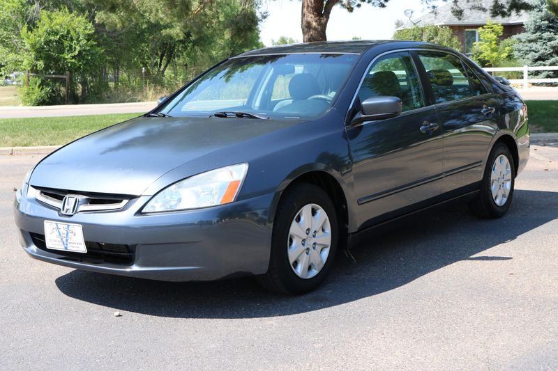 2004 Honda Accord Photos