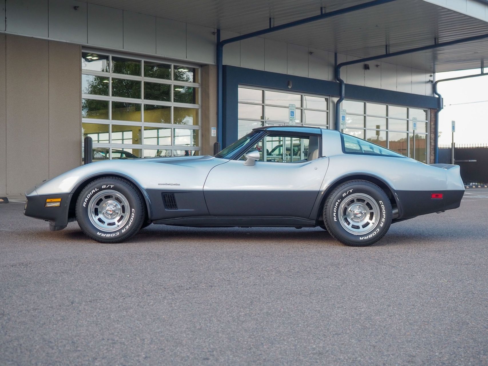 1982 Chevrolet Corvette 12