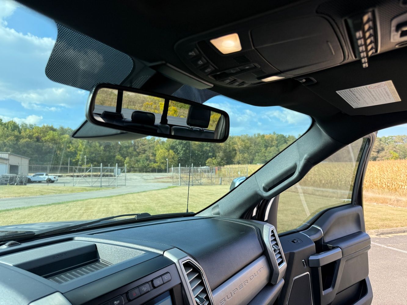 2018 Ford F-350 Platinum photo 26