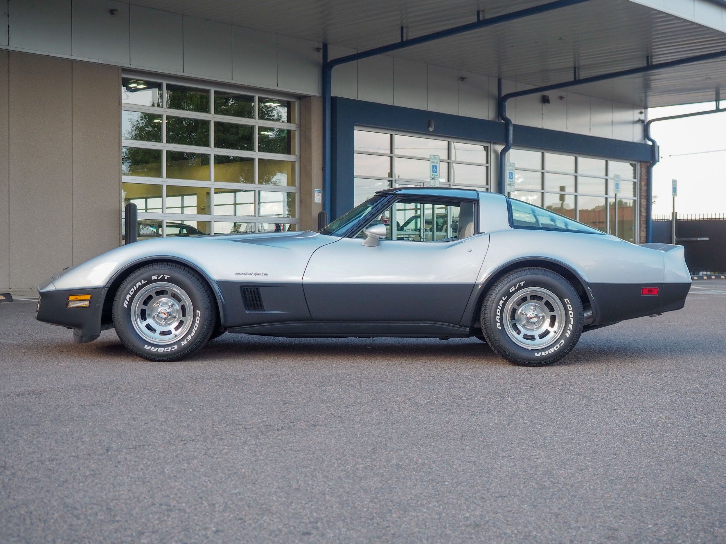 1982 Chevrolet Corvette Silver 