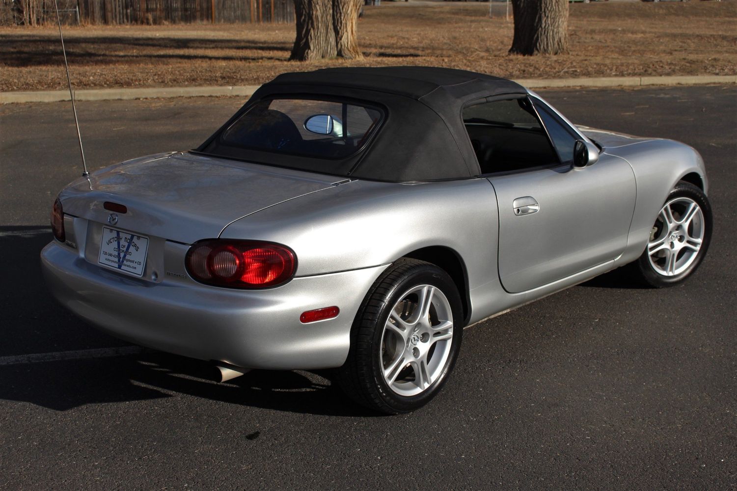 2005 Mazda MX-5 Miata Cloth | Victory Motors of Colorado