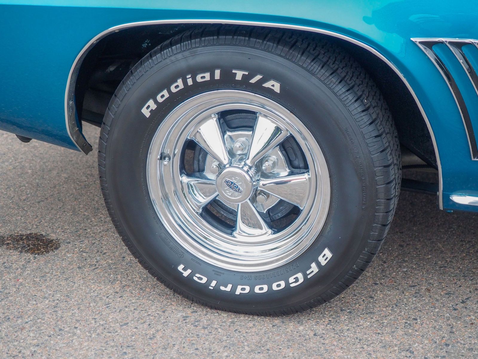 1969 Chevrolet Camaro 26