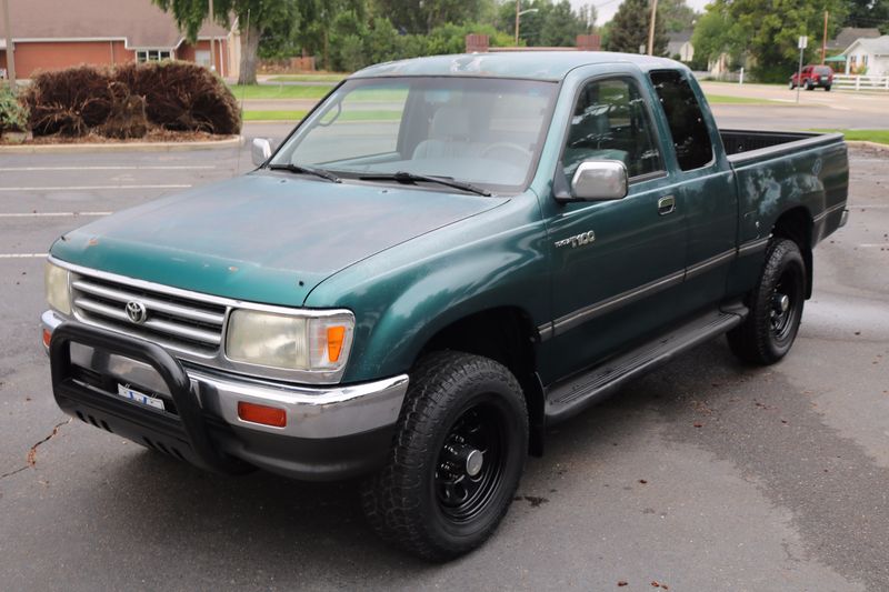 1997 Toyota T100 Photos