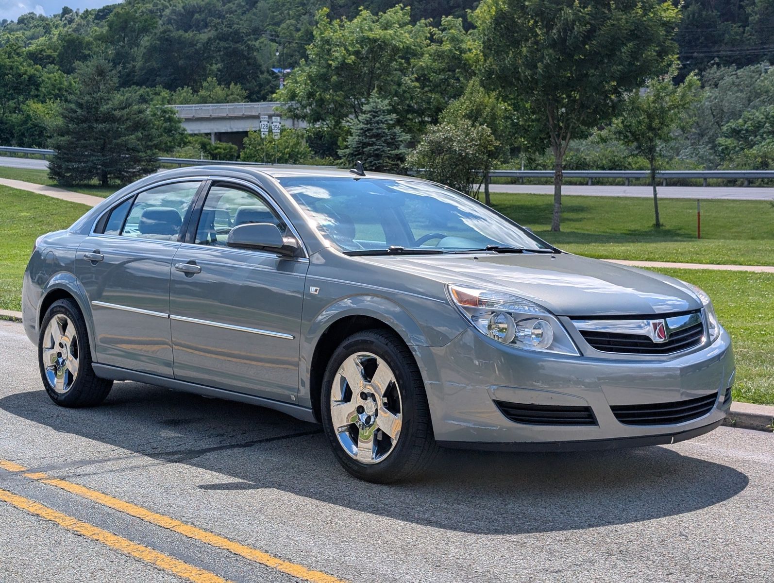2009 Saturn Aura 1