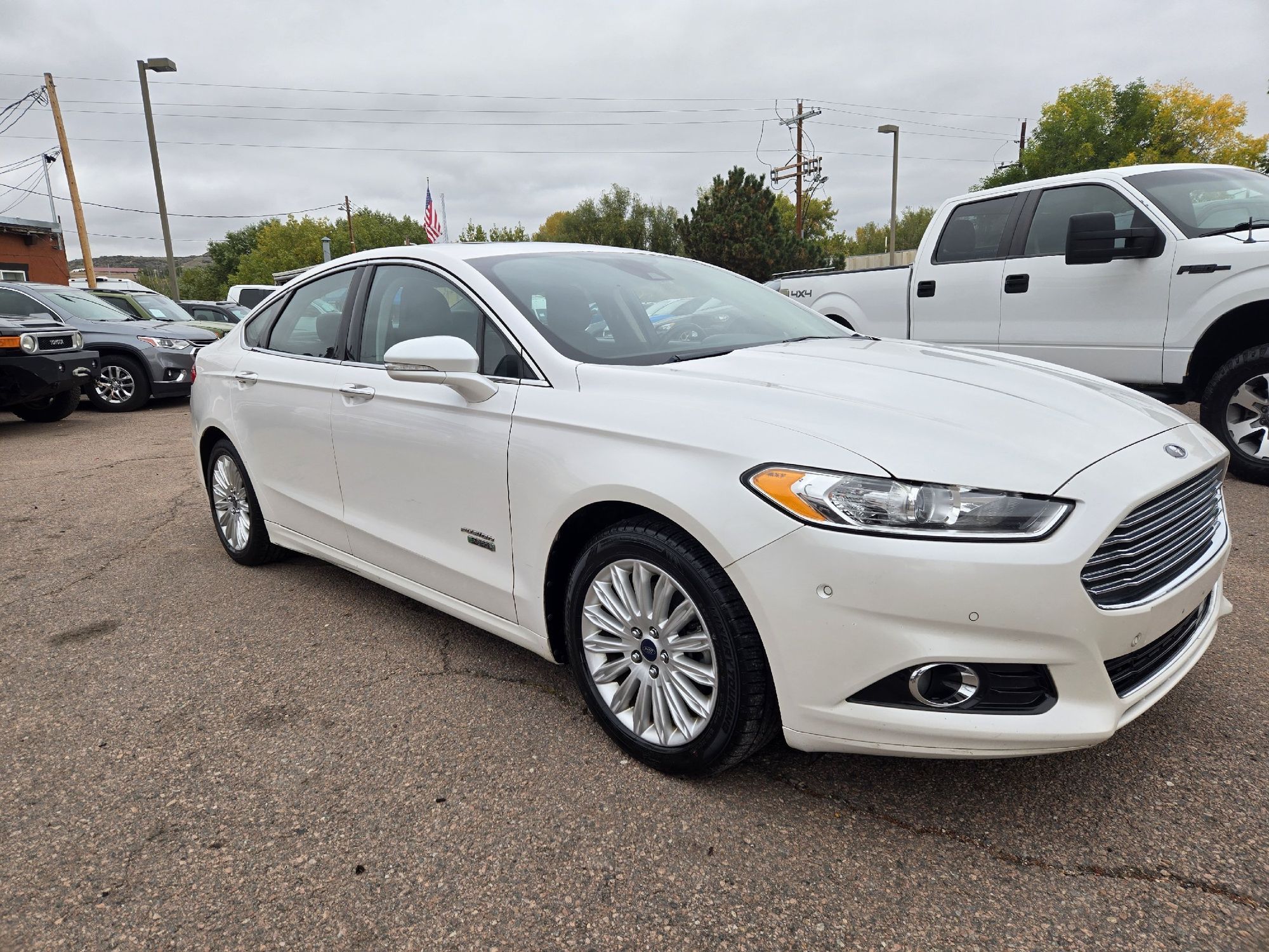 2013 Ford Fusion Energi Titanium photo 13
