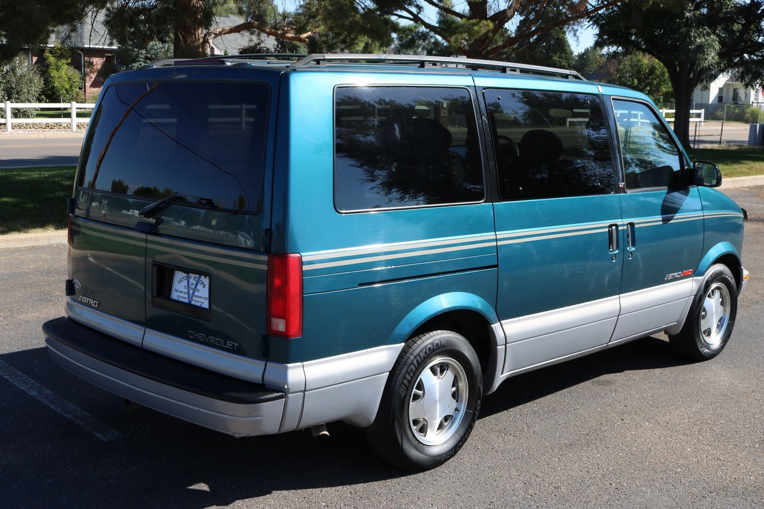 1998 Chevrolet Astro AWD | Victory Motors of Colorado