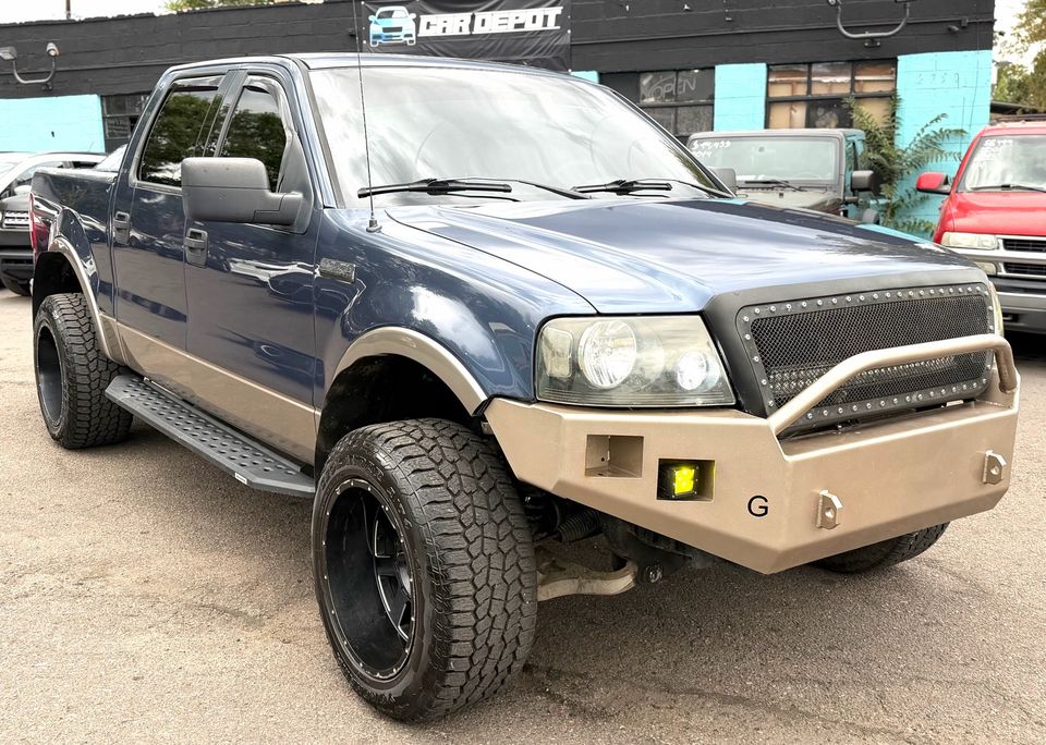 2004 Ford F-150 LARIAT