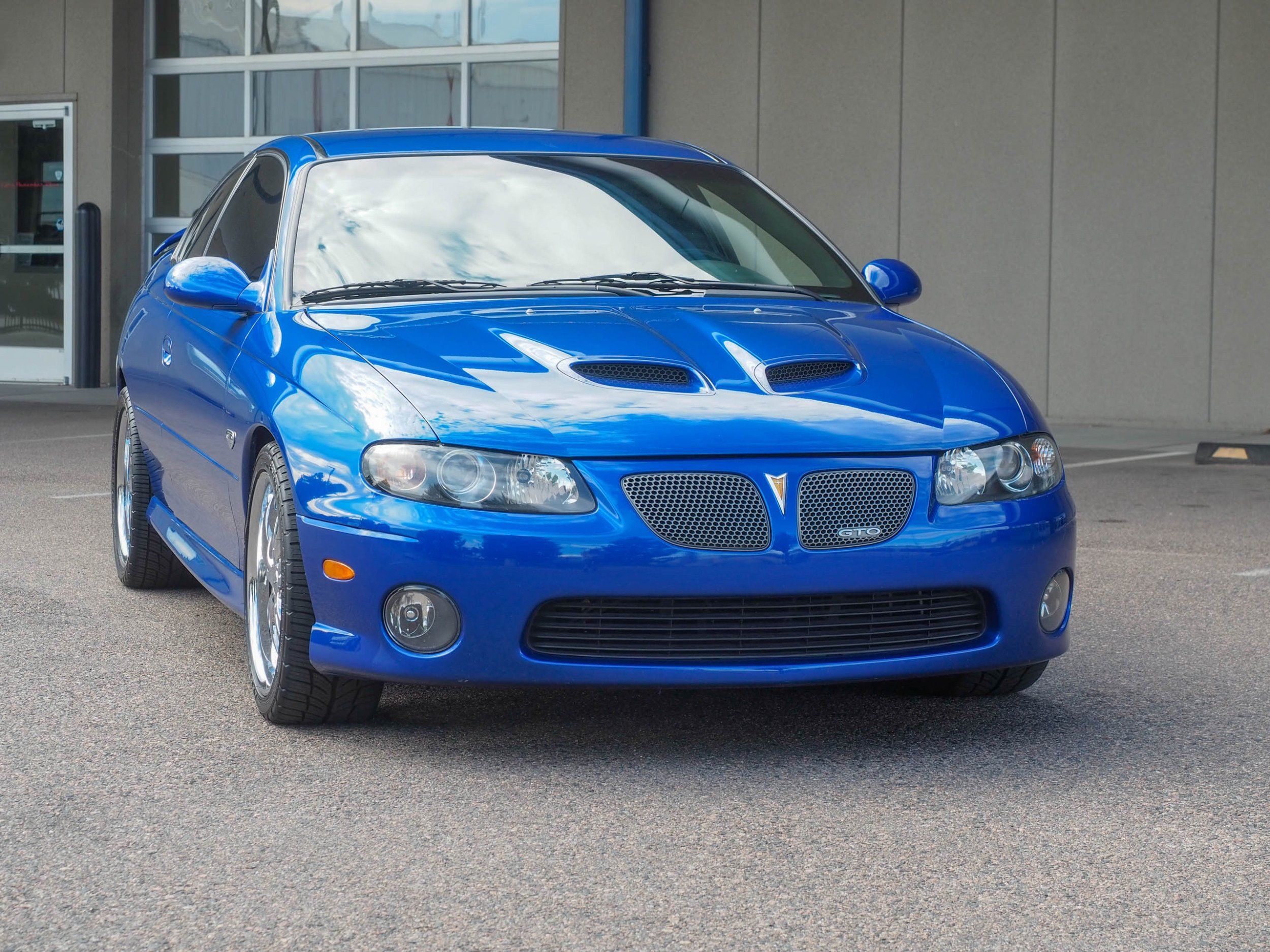 2006 Pontiac GTO Blue 
