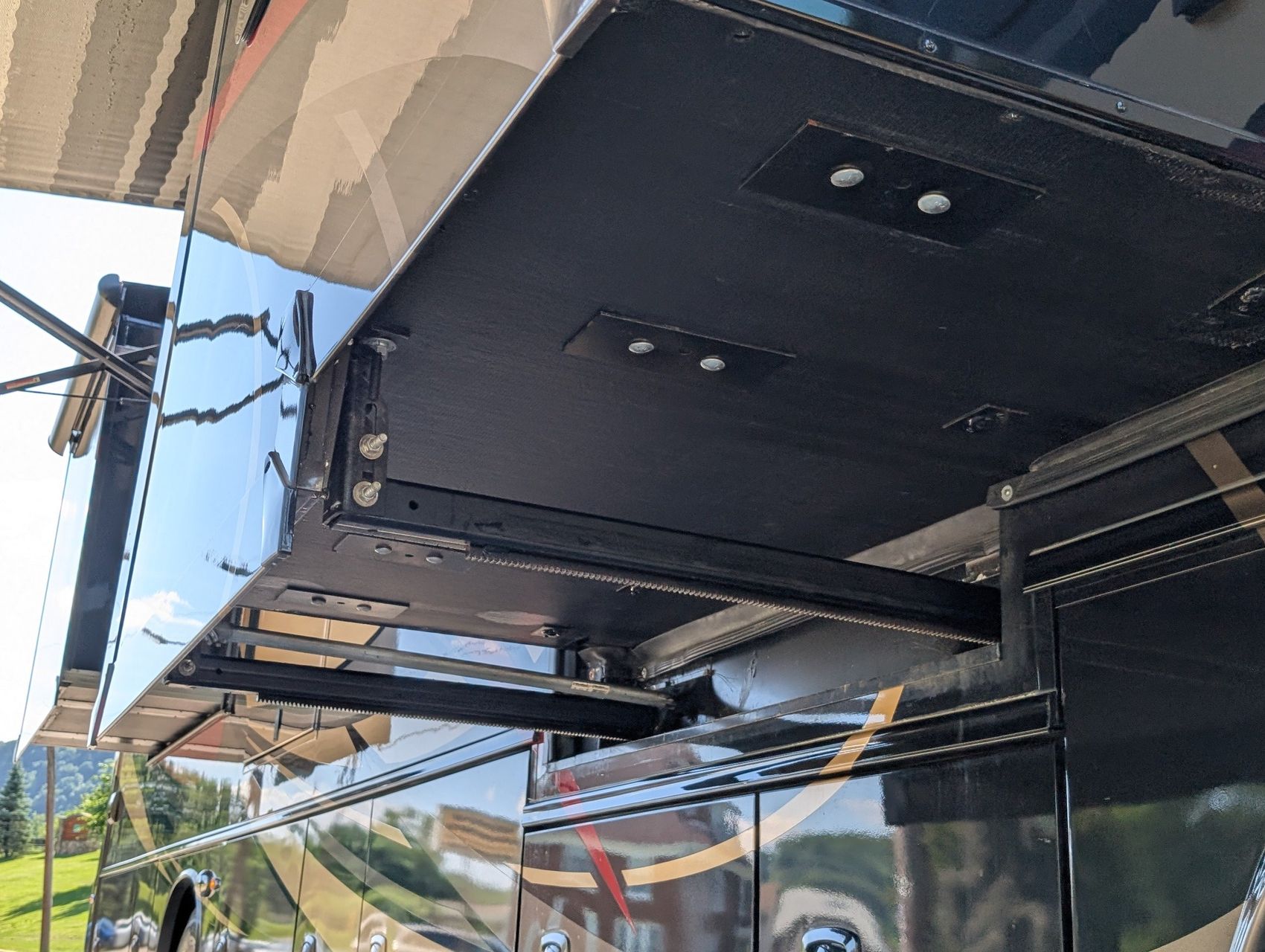 2019 Jayco Embark 59