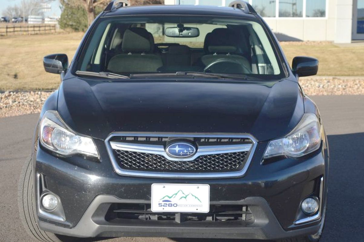 View vehicle photo 6