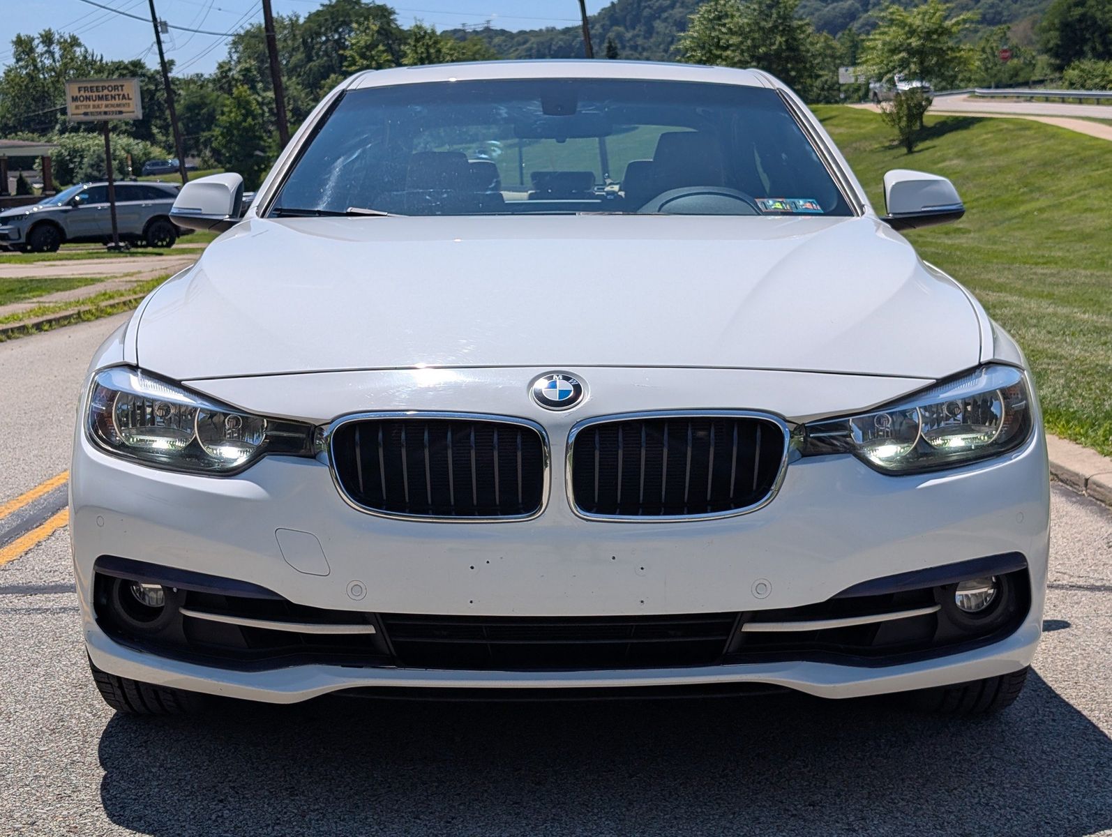 2017 BMW 330i 25