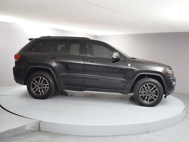 Black 2019 Jeep Grand Cherokee Trailhawk 4WD SUV / Crossover Four-Wheel Drive 8-Speed Automatic