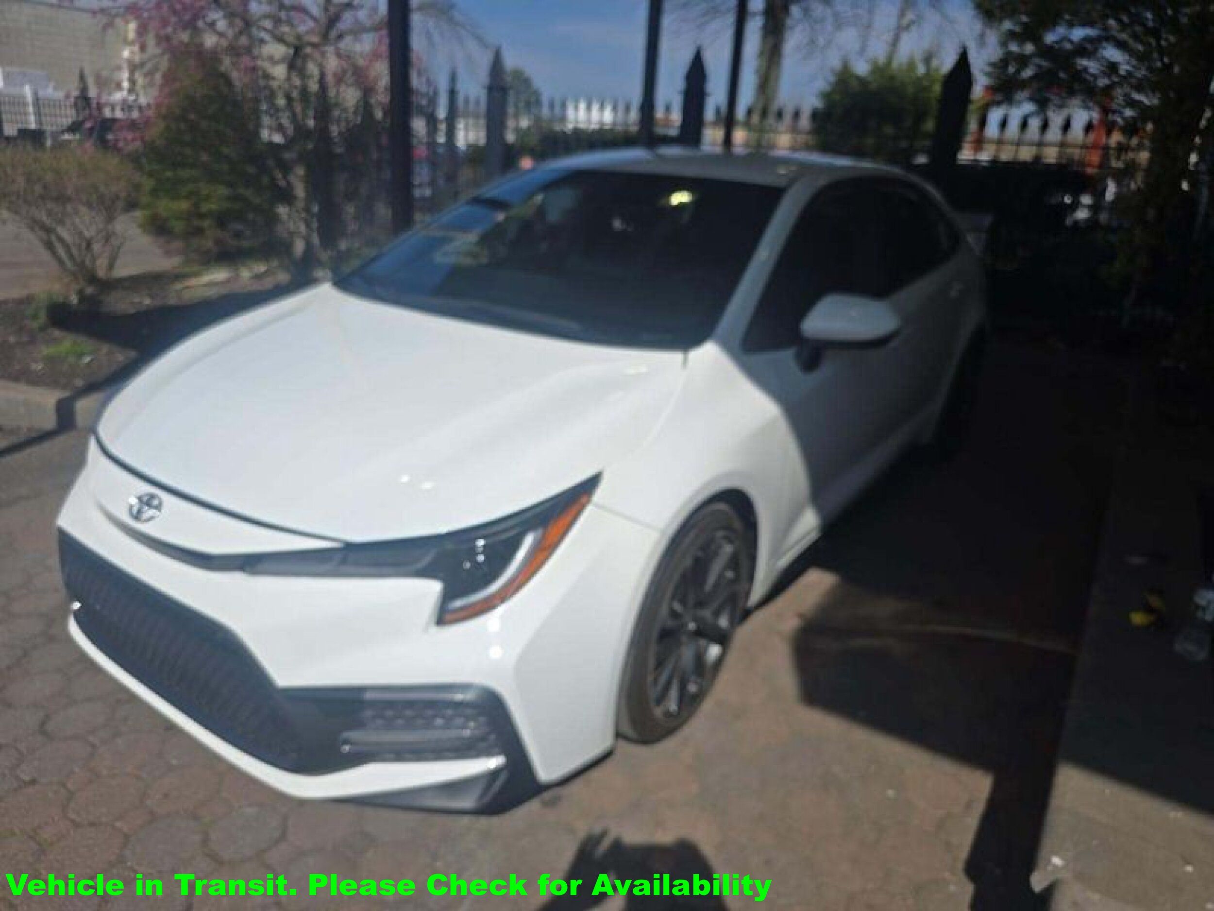 2020 Toyota Corolla SE AT's photo