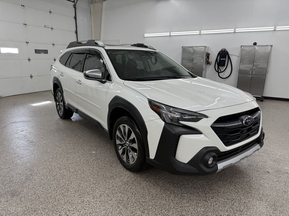 2025 Subaru Outback Touring XT