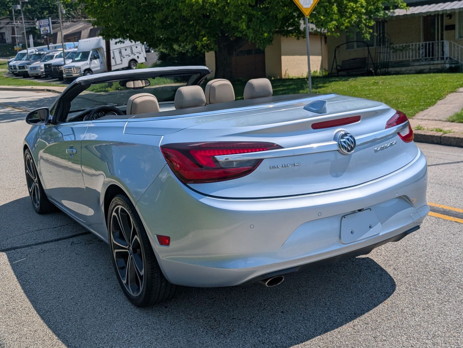 2016 Buick Cascada 16