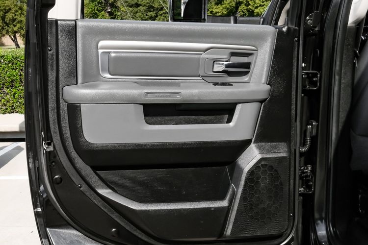 2018 Ram 2500 SLT photo 38