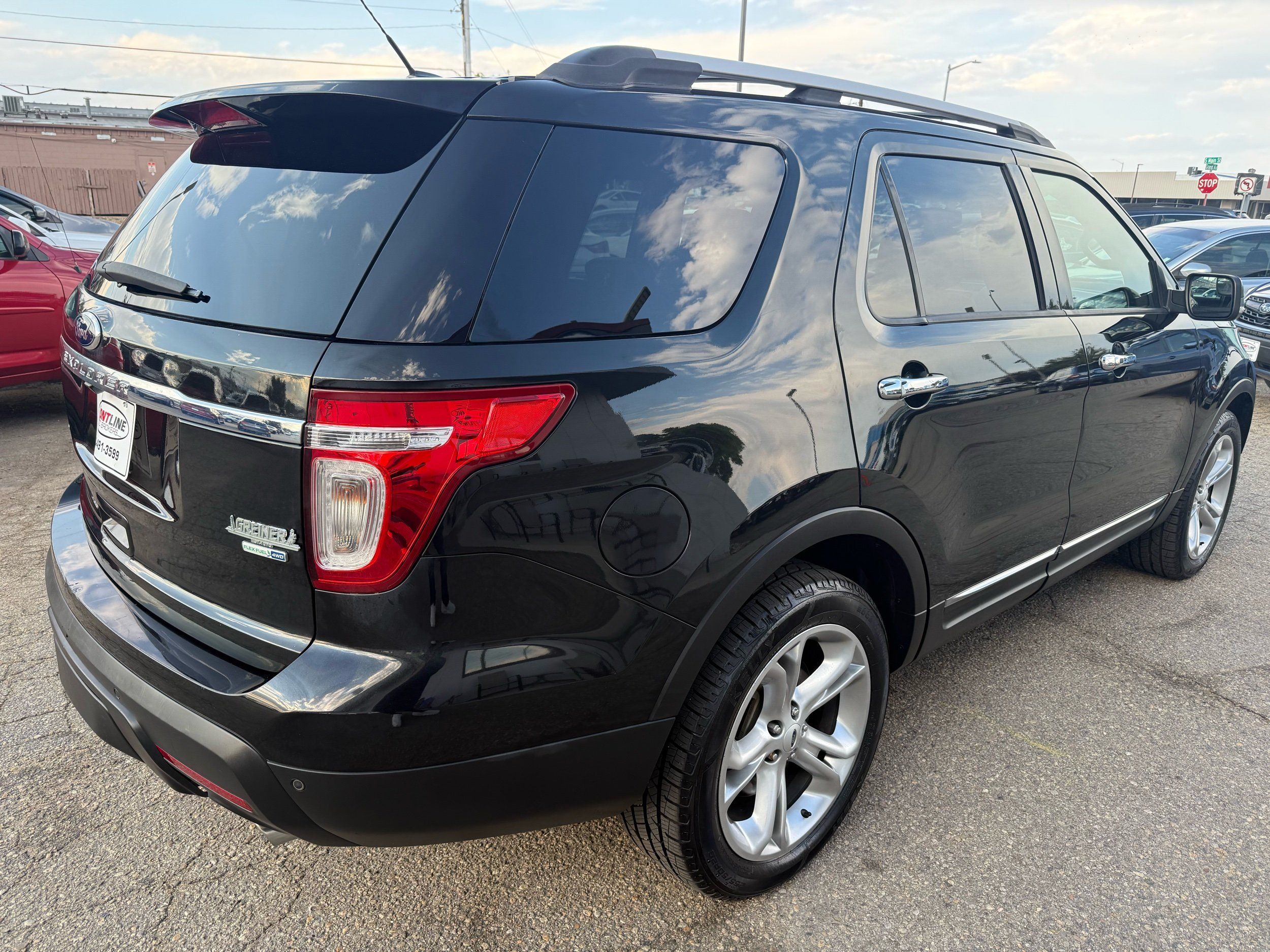 2015 Ford Explorer Limited photo 5