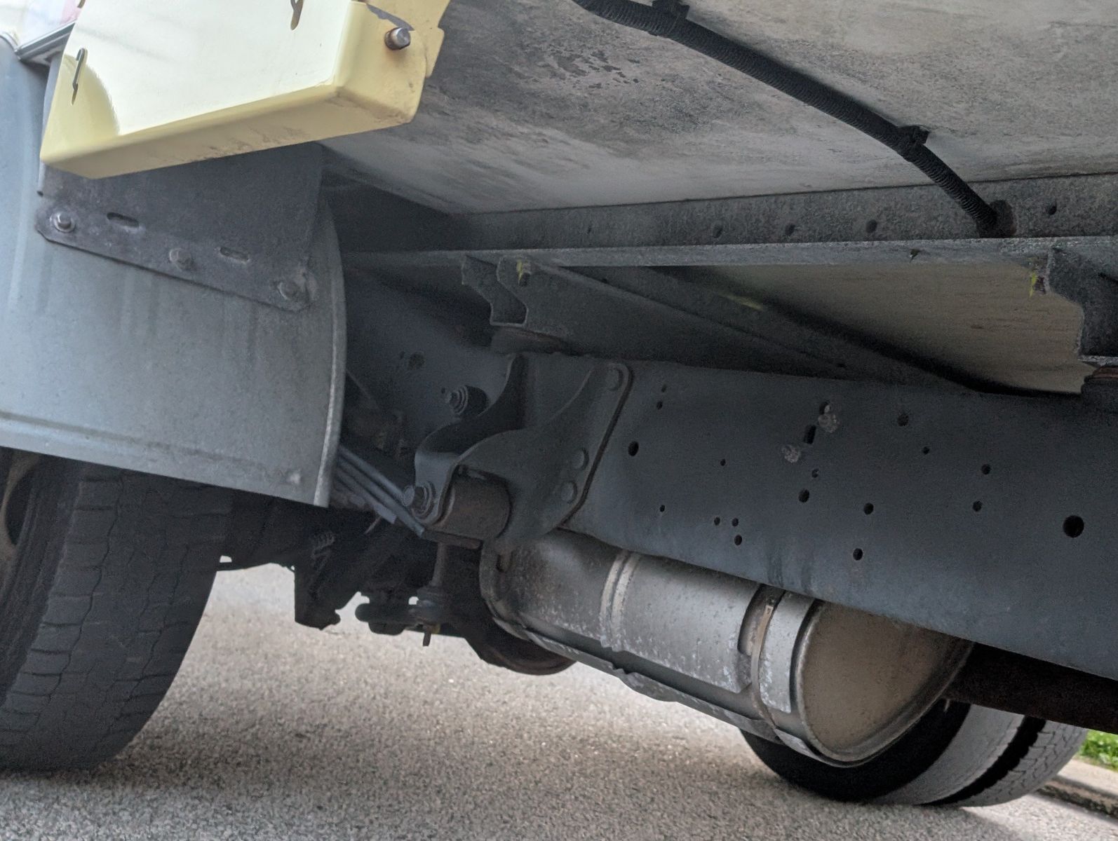 2022 Ford E-Series Chassis 22