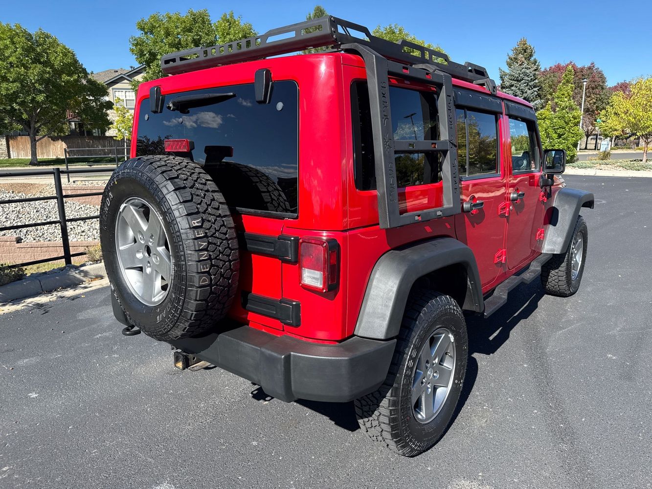 2012 Jeep Wrangler Unlimited Rubicon photo 3