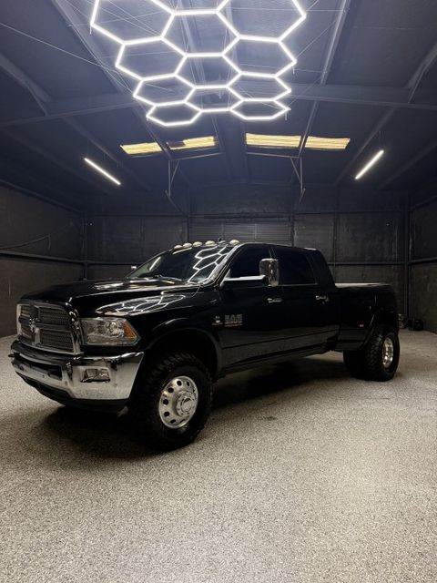 2017 RAM 3500  Camioneta Todo terreno 6 velocidades Automática