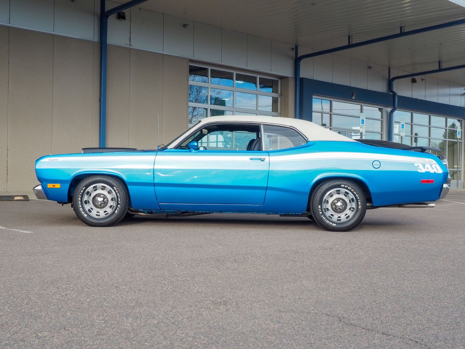 1972 Plymouth Duster 12