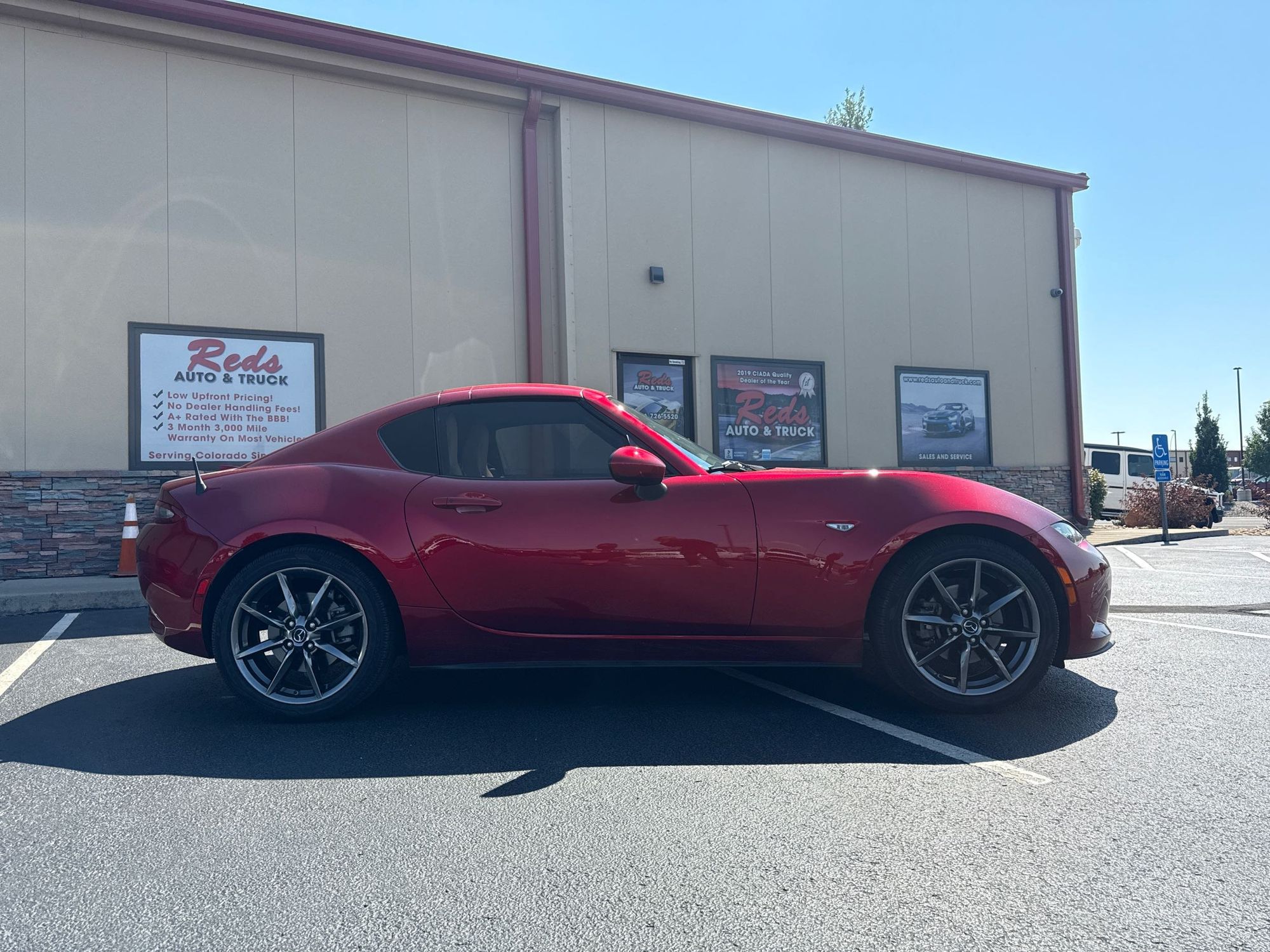 2019 Mazda MX-5 Miata Miata RF Grand Touring photo 7