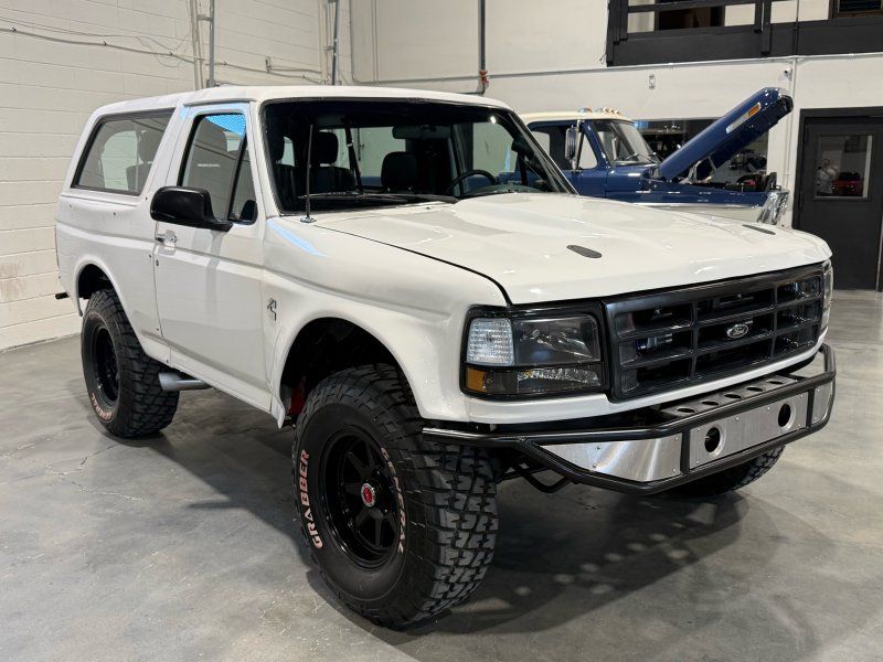 1992 Ford Bronco XLT, photo 7