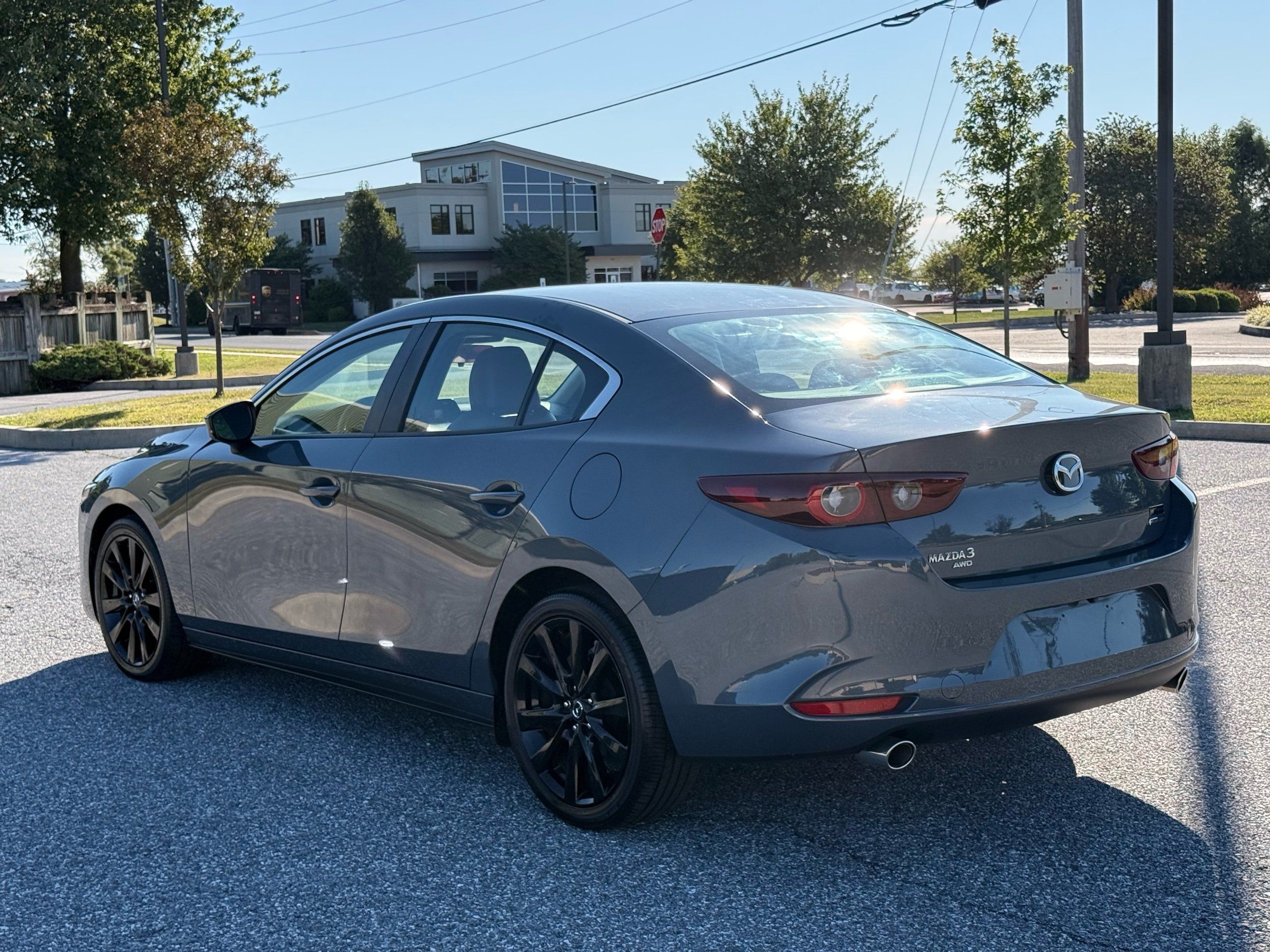 2024 Mazda Mazda3 2.5 s Carbon photo 34