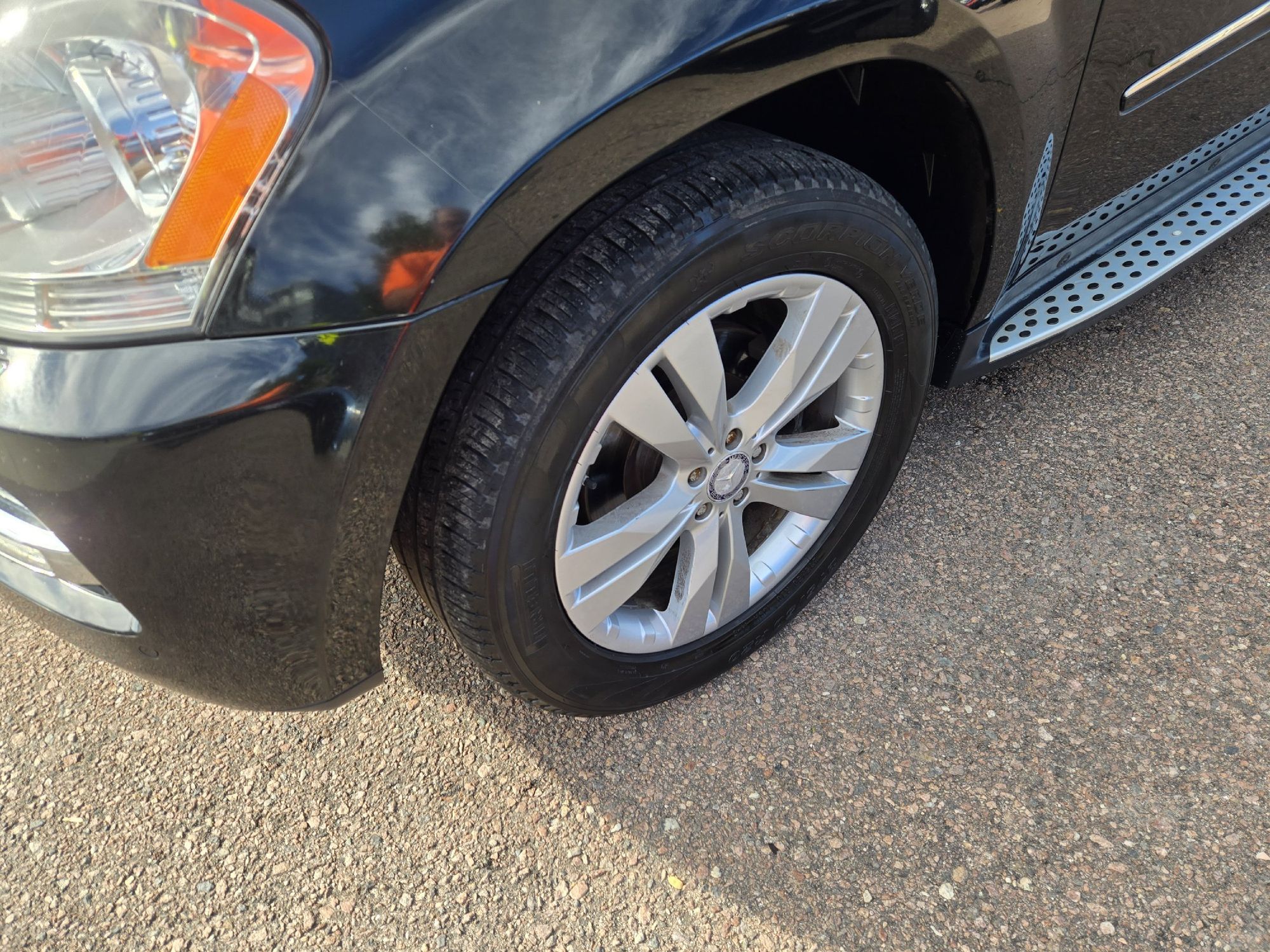 2012 Mercedes Benz GL 450 photo 3